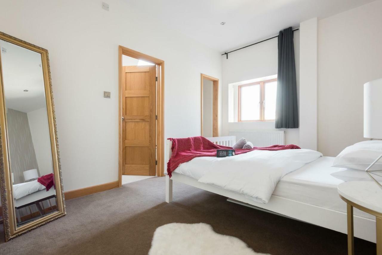 The College Green Loft - Historic Light-Flooded 3Bdr Home Bristol Eksteriør bilde